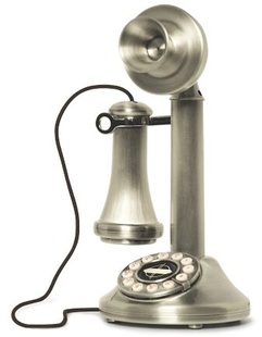 Image of an old-fashioned-looking telephone